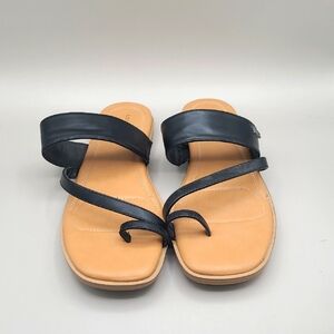 London Fog Black & Tan Strappy Toe Sandals, Size 10